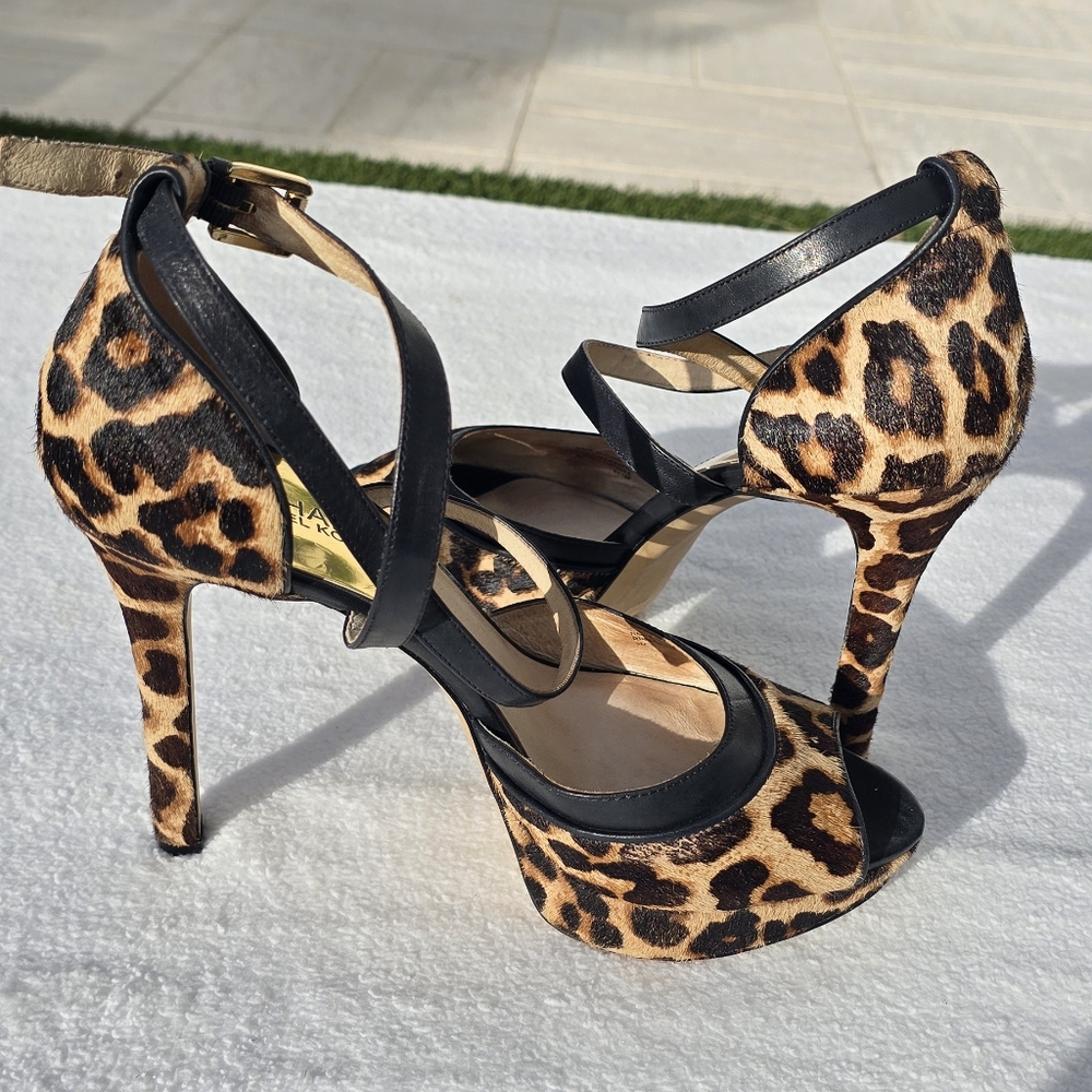 Michael Kors Genuine Hide on Hair Leather Platform cheetah Heels-Size 9